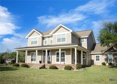 (private lake, pond, creek) Home For Sale in Hallettsville Texas