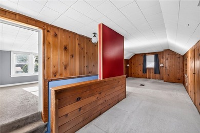 Welcome to 159 Whitman Road! This move-in ready 3-bedroom - photo 4