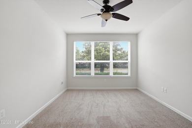 Brand NEW Carpet throughout!! This Wonderful 2 Bedroom PLUS - photo 20