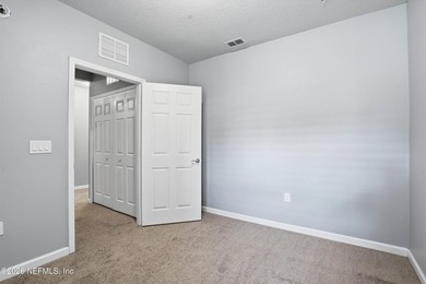 Brand NEW Carpet throughout!! This Wonderful 2 Bedroom PLUS - photo 25