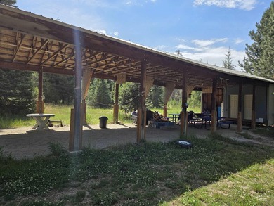 Remarkable property ready for you to camp, RV or build. 1.5 flat - photo 9