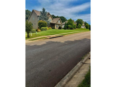 Come build your Craftsman home on this outstanding elevation - photo 2