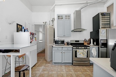 Experience timeless San Francisco living in this exceptional 2 - photo 45