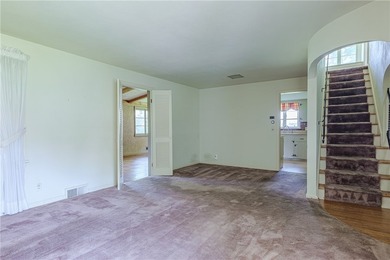 Welcome to 33 Irving Rd! This colonial in the heart of Brighton - photo 12