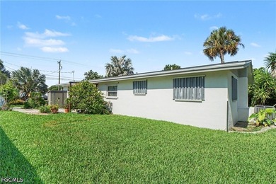 Take a look at this incredible opportunity in North Fort Myers! - photo 15