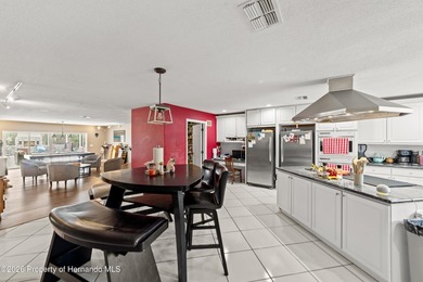 -SELLER MOTIVATED TO SELL- Private Estate Living with Room to - photo 18