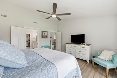 Spectacular Waterfront Townhome with Boat Slip! Enjoy the - photo 18