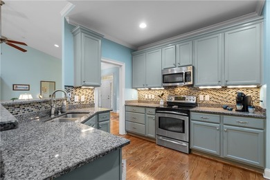 Effortless Living in Keowee Key SOLD - photo 24