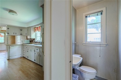 Welcome to 33 Irving Rd! This colonial in the heart of Brighton - photo 24