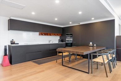 Masterfully reimagined by acclaimed architectural firm - photo 7