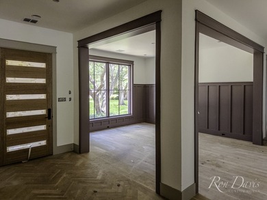 Ron Davis Custom Homes presents this stunning two-story Luxury - photo 7