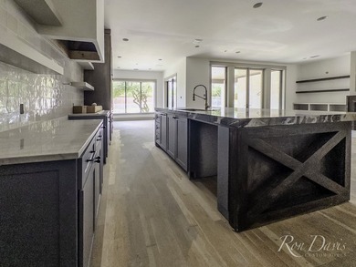 Ron Davis Custom Homes presents this stunning two-story Luxury - photo 10