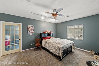 -SELLER MOTIVATED TO SELL- Private Estate Living with Room to - photo 32