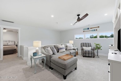 Spectacular Waterfront Townhome with Boat Slip! Enjoy the - photo 32