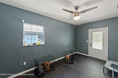 -SELLER MOTIVATED TO SELL- Private Estate Living with Room to - photo 35