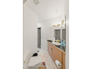 -SELLER MOTIVATED TO SELL- Private Estate Living with Room to - photo 38