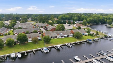 Spectacular Waterfront Townhome with Boat Slip! Enjoy the - photo 43