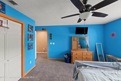 -SELLER MOTIVATED TO SELL- Private Estate Living with Room to - photo 45