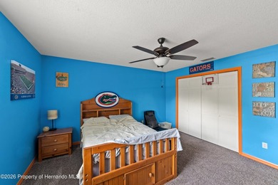 -SELLER MOTIVATED TO SELL- Private Estate Living with Room to - photo 46