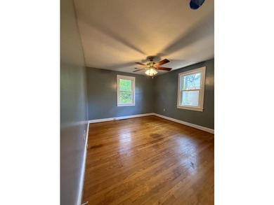 SELLER SAYS SELL!! NEW ROOF, NEW HVAC with NEW DUCTWORK-- heavy - photo 12