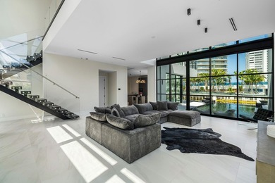 Brand-new waterfront construction in the heart of - photo 12