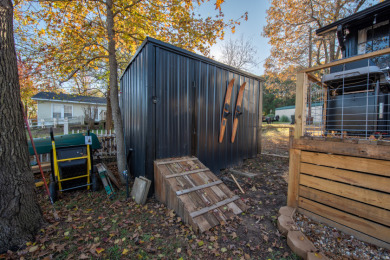Glass Club Updated Cabin - photo 27
