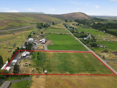 MLS# 292953 Private 5-acre rural retreat, sweeping river views - photo 4