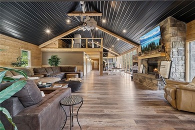 Ever dreamt of pulling into an expansive lodge style retreat - photo 11