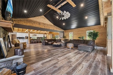 Ever dreamt of pulling into an expansive lodge style retreat - photo 14