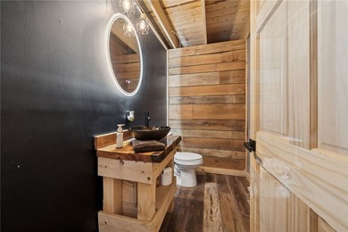 Ever dreamt of pulling into an expansive lodge style retreat - photo 16