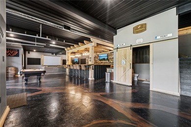 Ever dreamt of pulling into an expansive lodge style retreat - photo 21