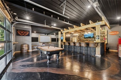Ever dreamt of pulling into an expansive lodge style retreat - photo 22