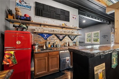Ever dreamt of pulling into an expansive lodge style retreat - photo 29