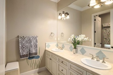 Step into luxury and timeless craftmanship in the prestigious - photo 37