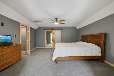 Ever dreamt of pulling into an expansive lodge style retreat - photo 44