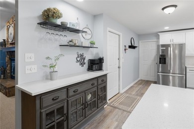 Discover an exceptional retreat in Westminster, where privacy - photo 13