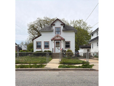 This Colonial Style Home Features 2 Bedrooms, 2 Full Baths - photo 3