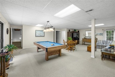 Discover an exceptional retreat in Westminster, where privacy - photo 33