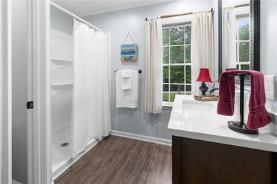 Discover an exceptional retreat in Westminster, where privacy - photo 38