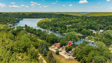 Completely Renovated with Exceptional Custom Features! This - photo 4