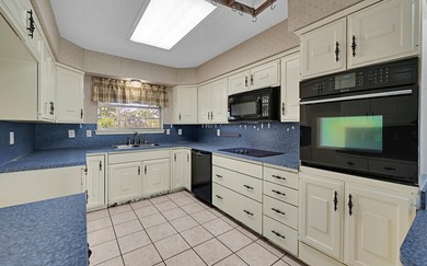 Idealic country place. Make it your own. Beautiful 6.02 acres - photo 7