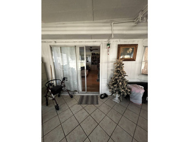 Swan Lake 55+ Mobile Home Community This is a mobile home for - photo 3