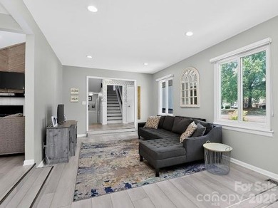 Beautiful mid-century modern nestled on the golf course in the - photo 10