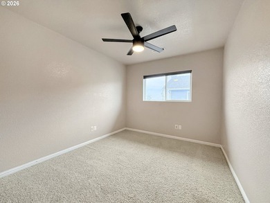 Well-maintained and turn-key, this 3 bedroom, 1.5 bathroom condo - photo 21