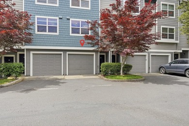 Modern townhome living just steps from the Columbia River - photo 28