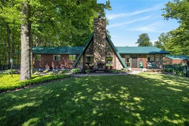 Welcome to your own private sanctuary! This stunning - photo 1
