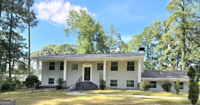 Lake Home For Sale in Jonesboro, Georgia