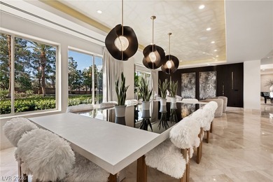 An oasis of amazing trees and greenery, Spanish Trail is an - photo 19