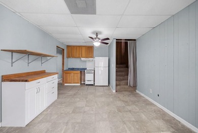 Welcome to lakefront living on Lyman Lake. This 2,796 sq. ft - photo 22