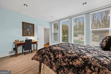 Welcome to one of Cascade Heights' most extraordinary properties - photo 24